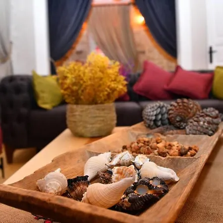 Villa Sakiz Hanim Konagi *